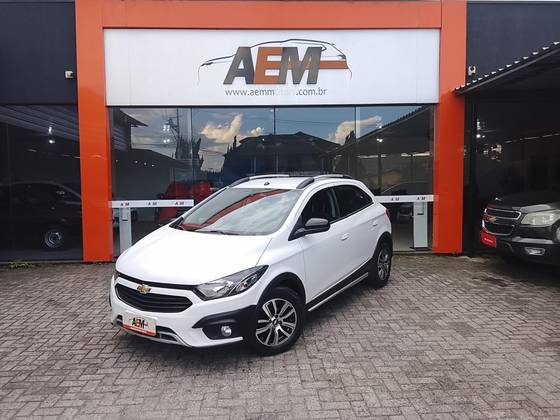 CHEVROLET ONIX 1.4 MPFI ACTIV 8V FLEX 4P AUTOMÁTICO